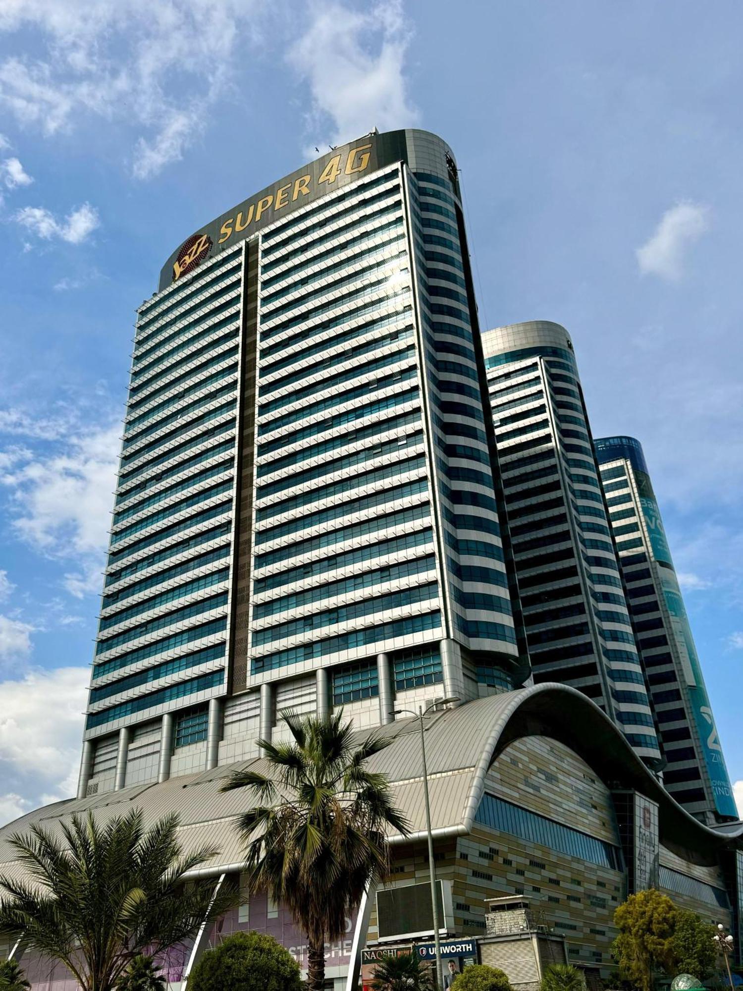 Centaurus Apartment Islamabad Exterior photo